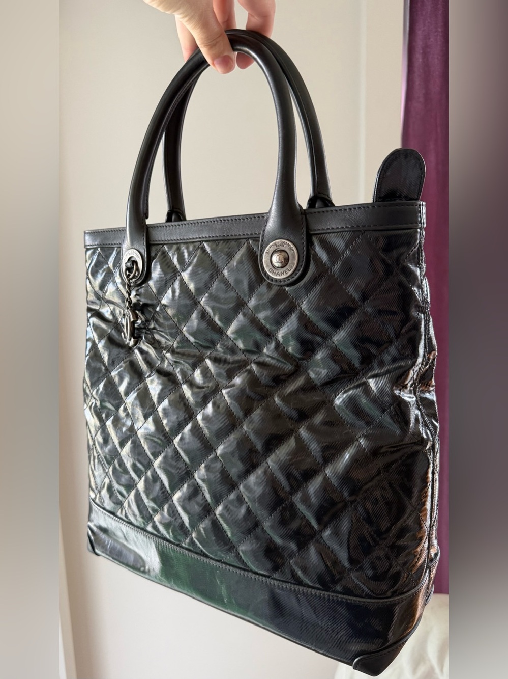 Authentic - Chanel small Cambon black quilted tote bag - Picture 5 of 15